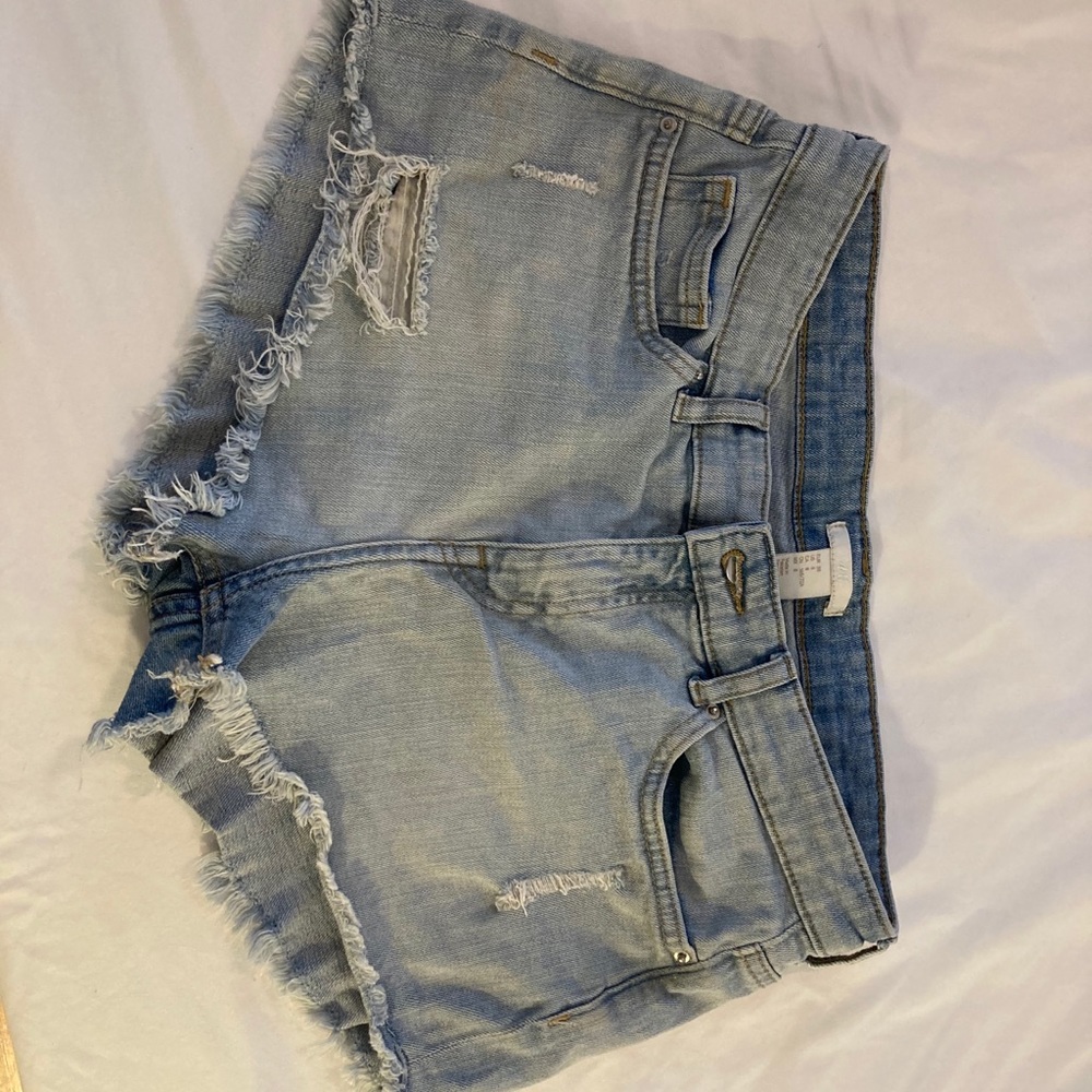 H&M cut off Jean shorts